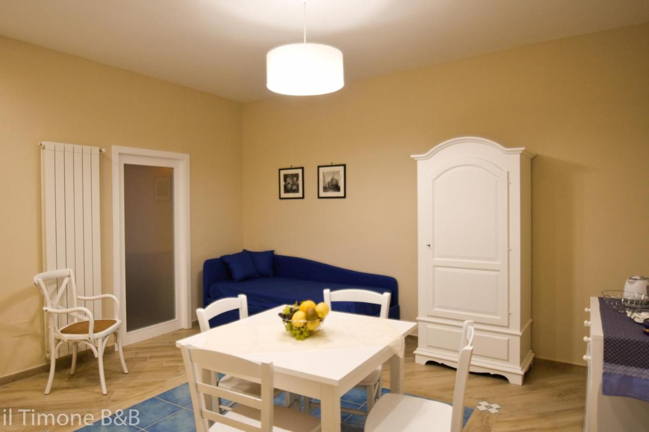Il Timone B&B Кастелламмаре-ди-Стабия Экстерьер фото