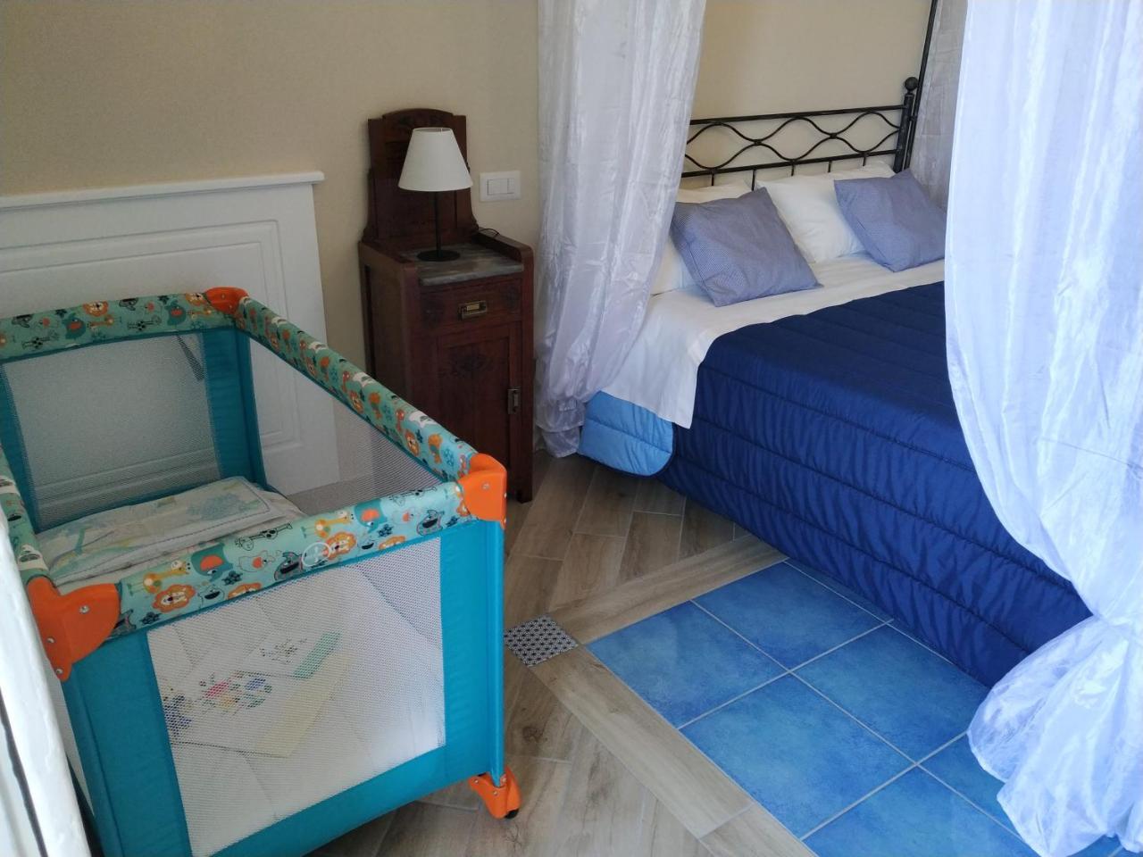 Il Timone B&B Кастелламмаре-ди-Стабия Экстерьер фото
